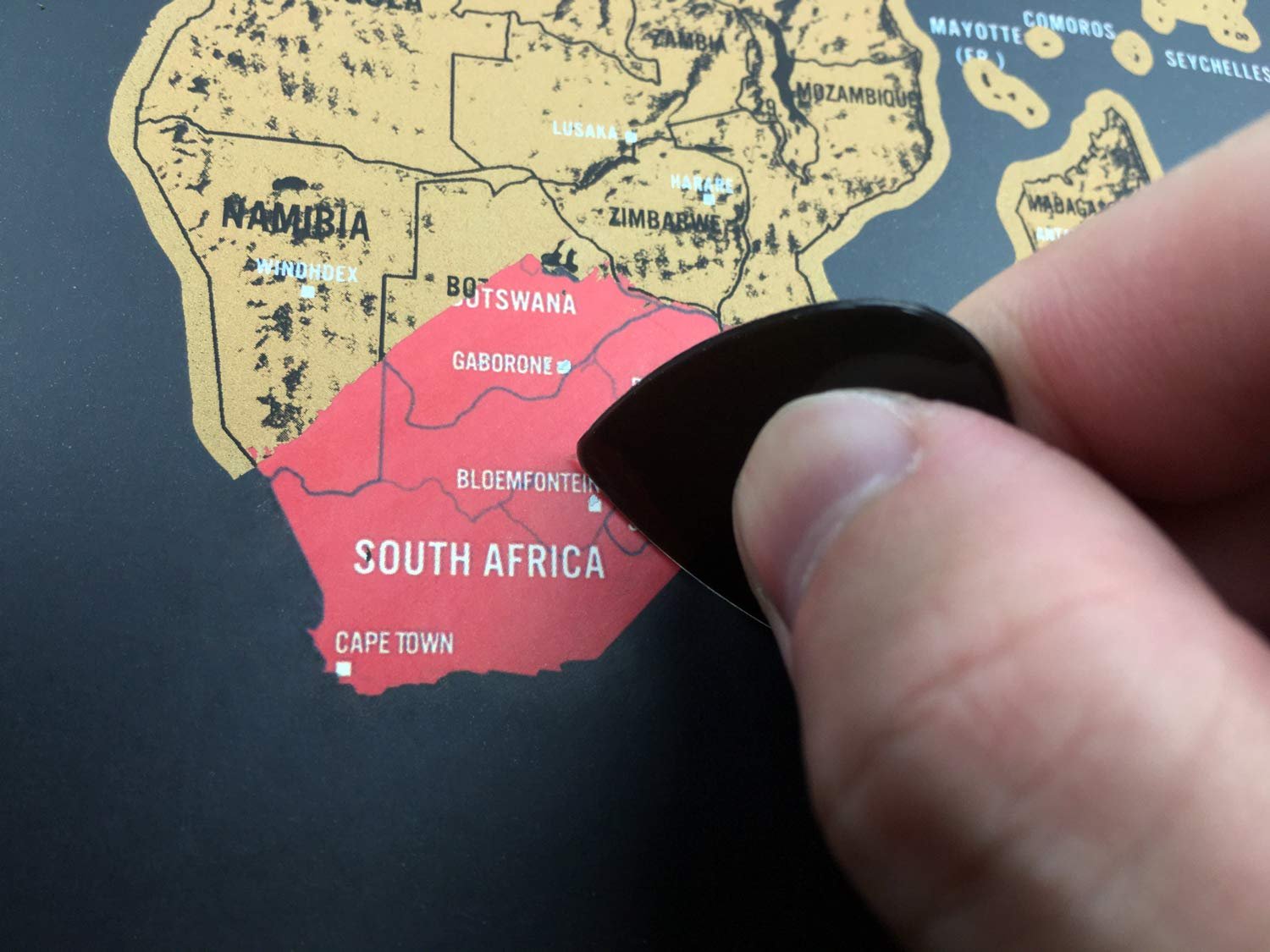 Scratch Off World Map - Póster de mapa topográfico del mundo para estudiantes y viajeros - Imagen 5