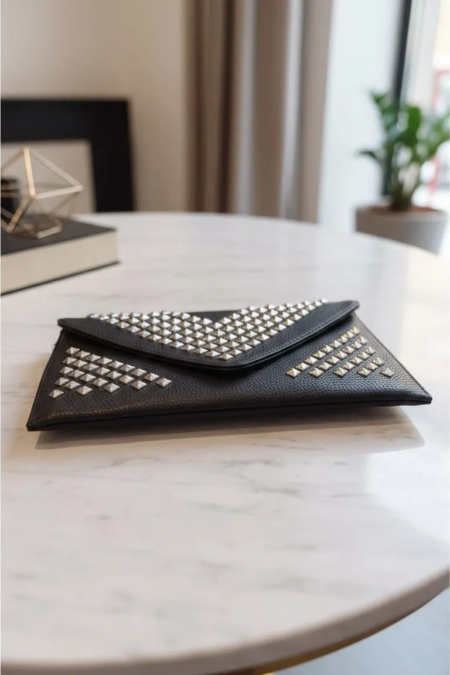 ✨ Mini Clutch Rock Chic – Actitud y Estilo ✨ - Imagen 6