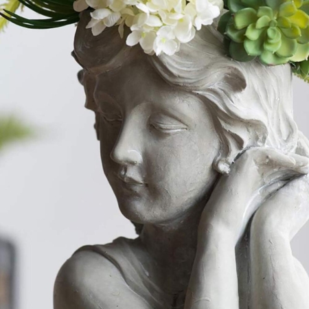 Escultura Porta Maceta decorativa con diseño de Niña Griega - Imagen 4