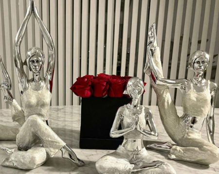 Escultura Lady Yoga Nacar Postura Anjali Mudra - Imagen 9