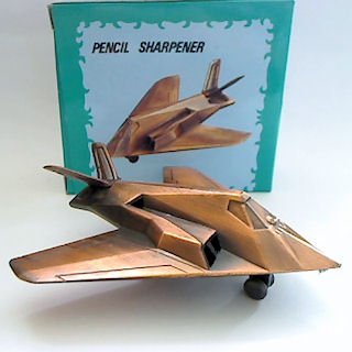 ✈️ Sacapuntas Avión Fantasma Die Cast 108 - Imagen 2