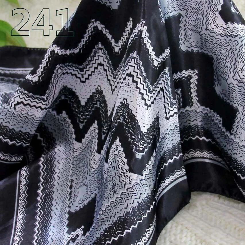 Pañuelo Estefan 50cm - Imagen 3