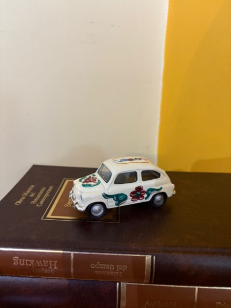Sacapuntas Metal Coleccionable Auto Fiat 600 Fileteado