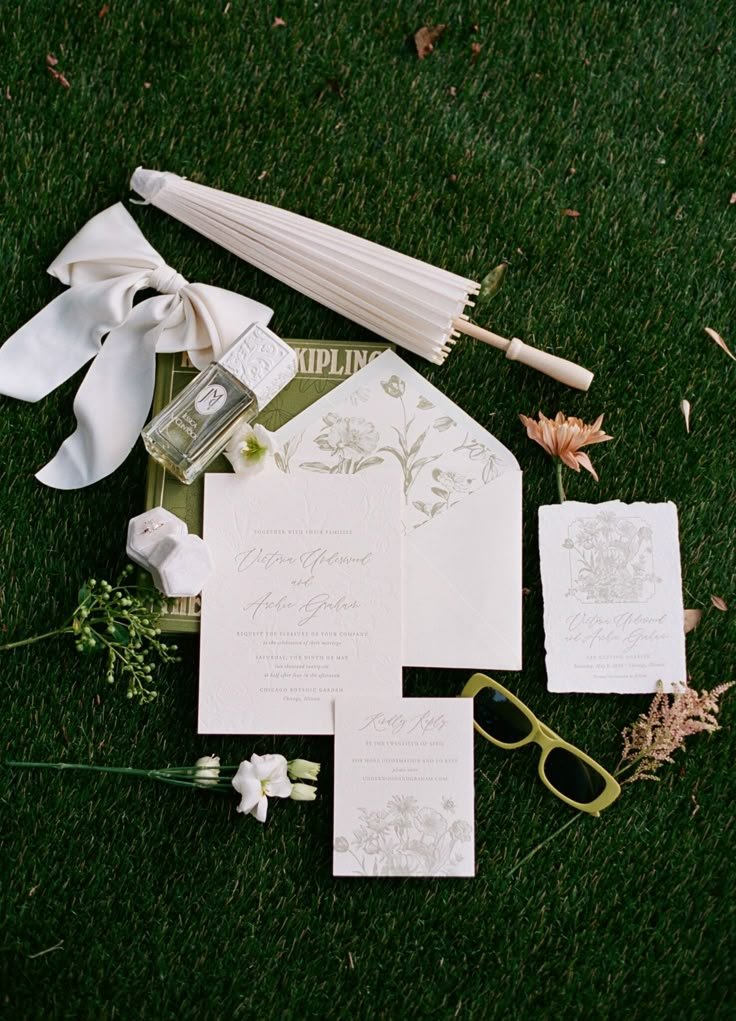 Sombrilla Blanca en papel de arroz y bambu souvenir 60 cm Diametro - Imagen 9