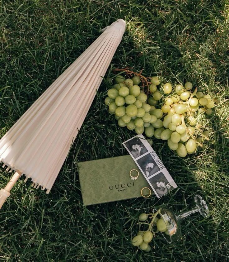 Sombrilla Blanca en papel de arroz y bambu souvenir 60 cm Diametro - Imagen 20