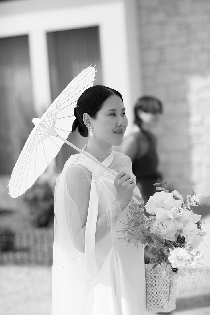 Sombrilla Blanca en papel de arroz y bambu souvenir 60 cm Diametro - Imagen 26