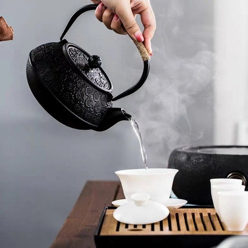 🖤 Tetera de Hierro Fundido Enlozada con infusor 900ml Sakura - Imagen 6