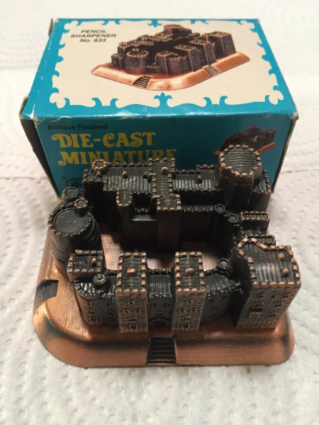 Sacapuntas Coleccion metal Castillo de Winsor - Imagen 5