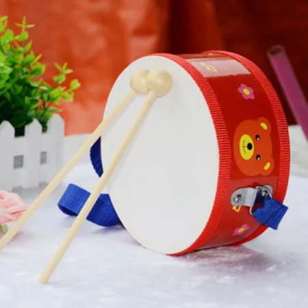 Tambor de madera Infantil con 2 Baquetas y correa - Imagen 7