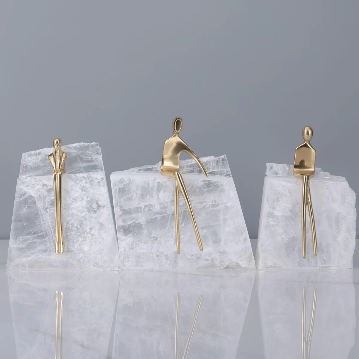 Escultura Pensador sobre Piedra - Imagen 2