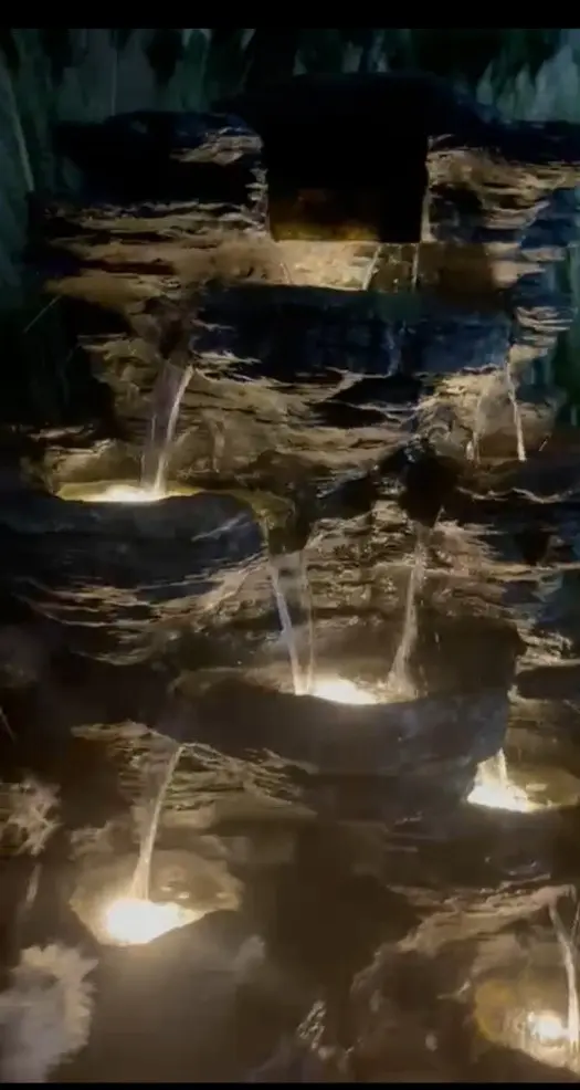 💧 Fuente Cascada Monumental con Luces LED - Imagen 8