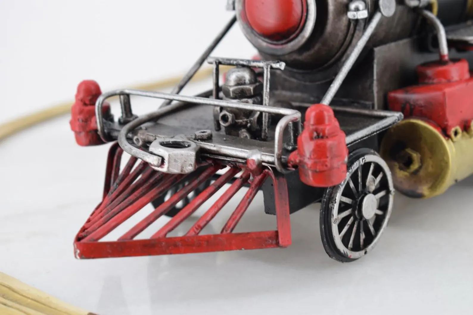 🚂 Locomotora Decorativa de Metal — Espíritu Vintage - Imagen 4