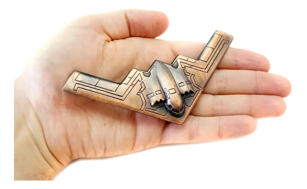 ✈️ Bombardero B-2 Spirit · Miniatura Sacapuntas de Metal - Imagen 4