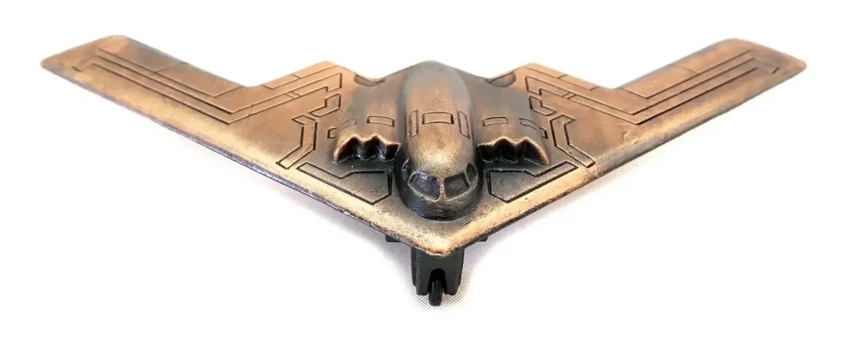 ✈️ Bombardero B-2 Spirit · Miniatura Sacapuntas de Metal - Imagen 5
