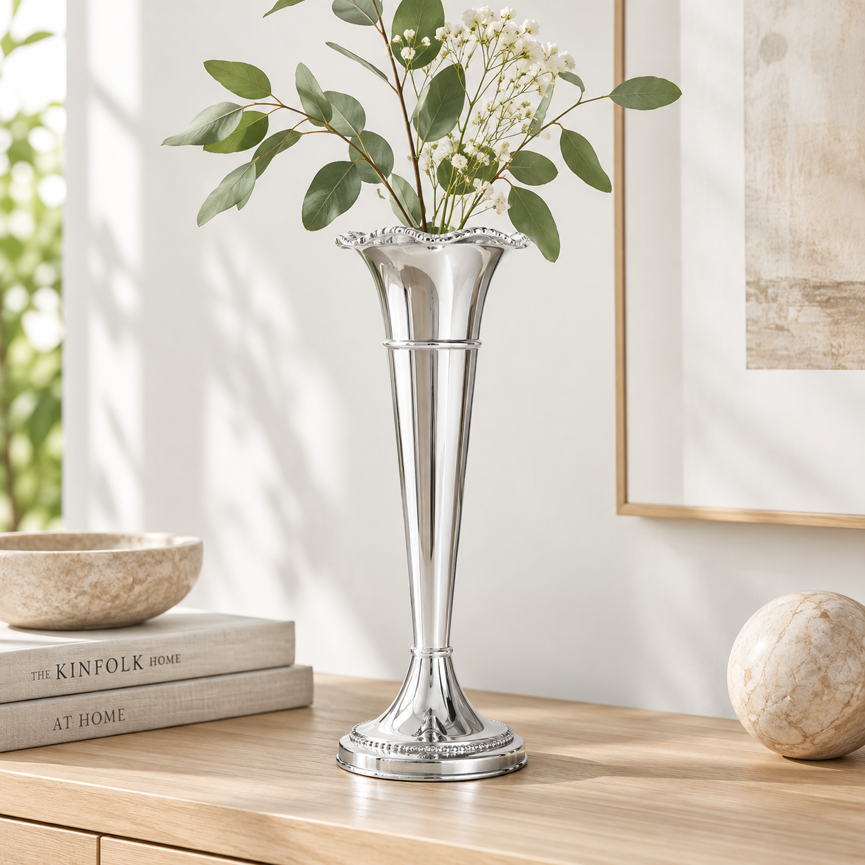 ✨ Florero Escultural Flute · Aluminio Plateado 38 cm