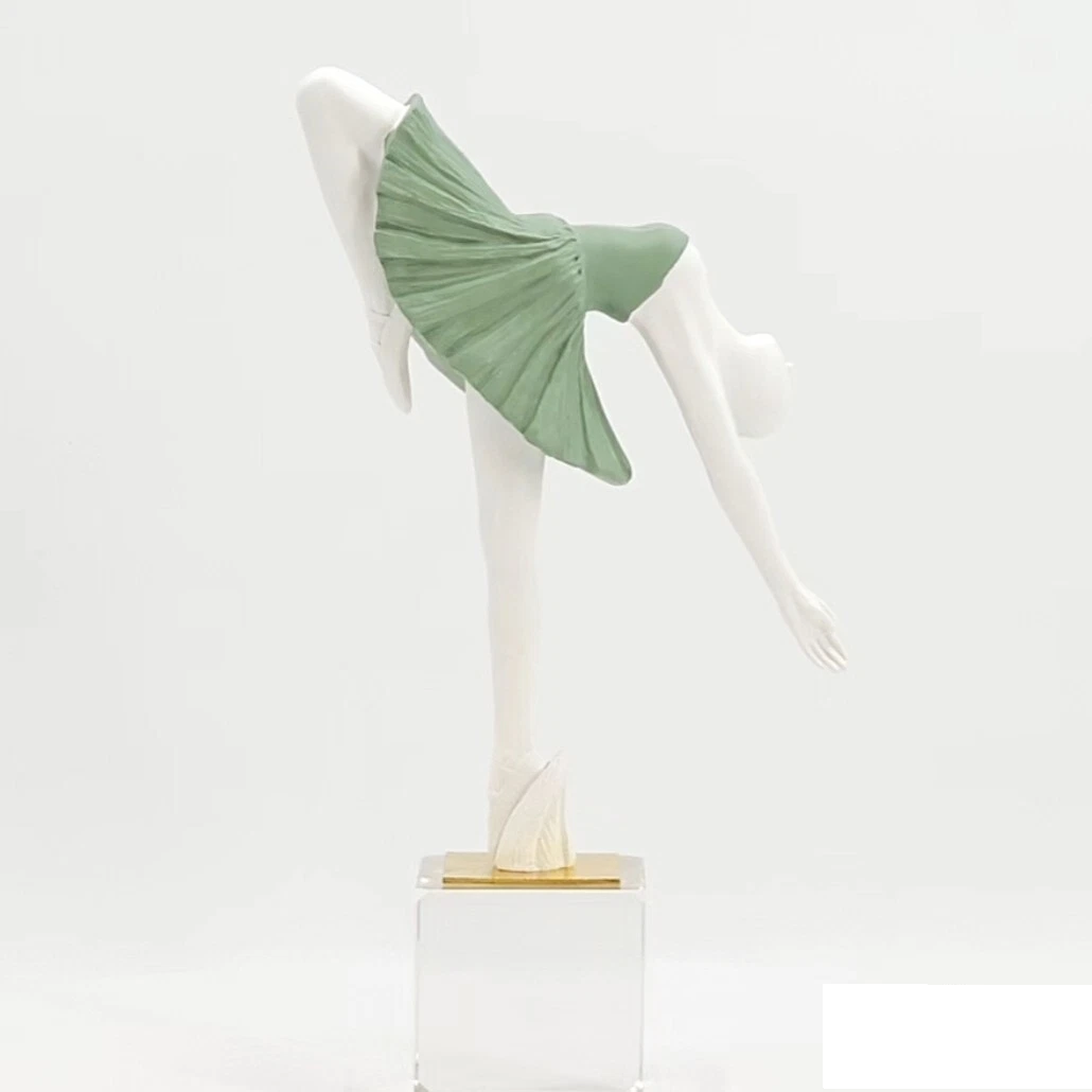 🩰 Confiar — Bailarina en Equilibrio | Escultura Figurativa - Imagen 3